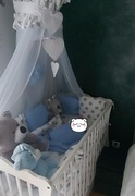 Łóżeczko dziecięcie białe z wyposażeniem 