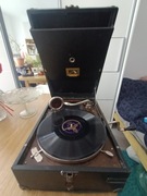 Sprzedam gramofon i noże 