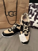 Jesienne skórzane sneakersy UGG z futerkiem, rozm.36