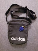 Saszetka Czarna adidas z paskiem na ramię