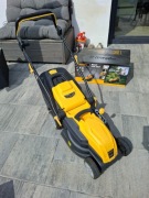 Mocna Indukcyjna Kosiarka Elektryczna RIWALL REM3816i do trawy 38cm 3000Wew