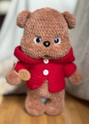 Duży miś handmade w czerwonej bluzie z kapturem - pluszak 26cm