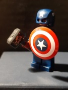 Lego Minifigurka Super Heroes Kapitan Ameryka Z Młotem I Tarczą