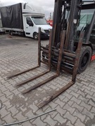 Widlak Widły 4 widłowiec Pozycjoner Wideł Kareta Manitou