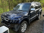 Maska pokrywa silnika Mitsubishi Pajero 3 z 2003