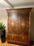 Antyczna Szafa Orzech Kaukaski 