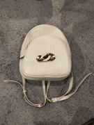 Biały plecak skórzany damski