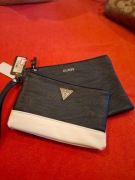 Torebka kopertowka Guess