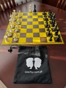 Zestaw: figury Staunton 6 z szachownicą tekturową z  woreczkiem na figury