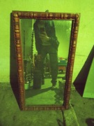 Stare lustro naścienne drewniana rama PRL