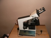 Mikroskop biologiczny BIOLAR produkt PZO Warszawa