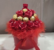 Box z róż mydlanych I Ferrero Rocher 