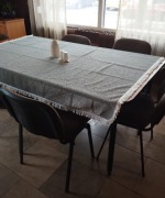 Sprzedam duży stół  + 6 krzeseł 