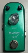 MUZIZY FUZZ EFEKT DO GITARY LUB BASU DISTORTION OVERDRIVE