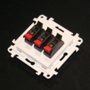 Gniazdo głośnikowe potrójne (3x) zgodne z Kontakt Simon 10