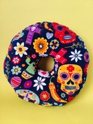 Poduszka piercingowa donut do piercingu do spania Czaszki