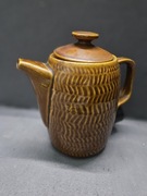 Stary ceramiczny czajnik dzbanek do gotowania wody