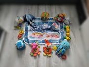 Zestaw zabawek, mata wodna i wiele innych