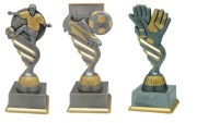 Komplet 3 statuetek piłkarskich o h-19cm  tabliczki GRATIS