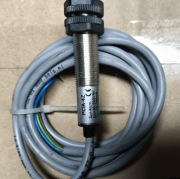 Czujnik indukcyjny zbliżeniowy PCIA-4Z