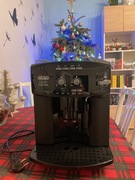 Ekspres elektryczny ciśnieniowy do kawy DeLonghi
