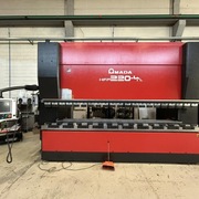 Prasa krawędziowa Amada HFP 220-4 L 2004 8 osi duży skok mało roboczogodzin