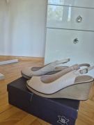 Sandały Ryłko roz.39 jasno beżowe, kremowe