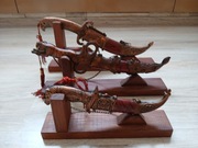 Inkrustowane noże kolekcjonerskie.