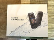 Kamera sferyczna Insta360x5 Essentials Bundle