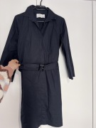 Sukienka granatowa, elegancka sukienka firmy Hugo Boss, sukienka do pracy 