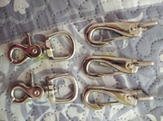 Karabińczyk do uwiązu nowy metalowy