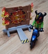Playmobil Stuntshow motocykl kaskaderski ze ścianą ognia