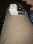 Stopka owerlokowa z nożem tnącym obcinaczem