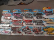 HotWheels samochodziki