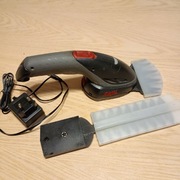 Akumulatorowe nożyce do trawy marki SKIL