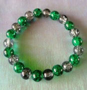 bransoletka crackle na gumce zielono-czarna 8mm