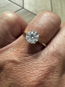 Złoty pierścionek z diamentem naturalnym 1 karat