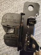 3B5 827 505 M tylna klapa blokada bagażnika zatrzask pokrywy 