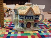 Czajnik ceramiczny "Domek z zegarem""
