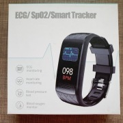 Inteligentna bransoletka z pomiarem EKG, ciśnienia krwi, tętna, tlenu i in.