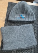 Sprzedam komplet czapkę i szalik 