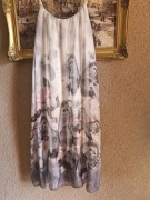 Sukienka na ramiączkach na podszewce przewiewna