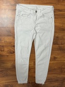 Spodnie jeansowe białe jeansy skinny z rozdarciami Zara rozmiar 36 S