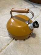 Czajnik Olkusz PRL – nowy, okazja dla kolekcjonera!