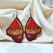 Haftowane kolczyki skrzydła motyla - czerwone odcieniem złotego