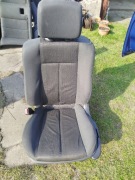 fotele przód  materiałowe wersja europejska Renault Megane cabrio 