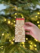 Zestaw prezentowy – naturalne świece + drewniane pudełko na zapałki