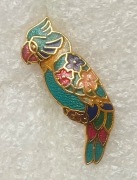 Oszałamiająca złota broszka w kształcie papugi/kakadu z emalią Cloisonne