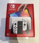 Nintendo Switch OLED biała komplet + etui + ładowarka do joycon