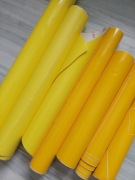 Folia samoprzylepna żółta. Wyprzedaż - różne kolory i długości. Niska cena!